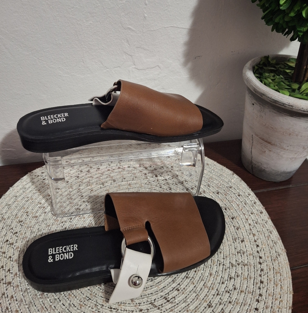 Women's Brown Bleecker & Bond Regina Slide Sandals Size 7.5.
